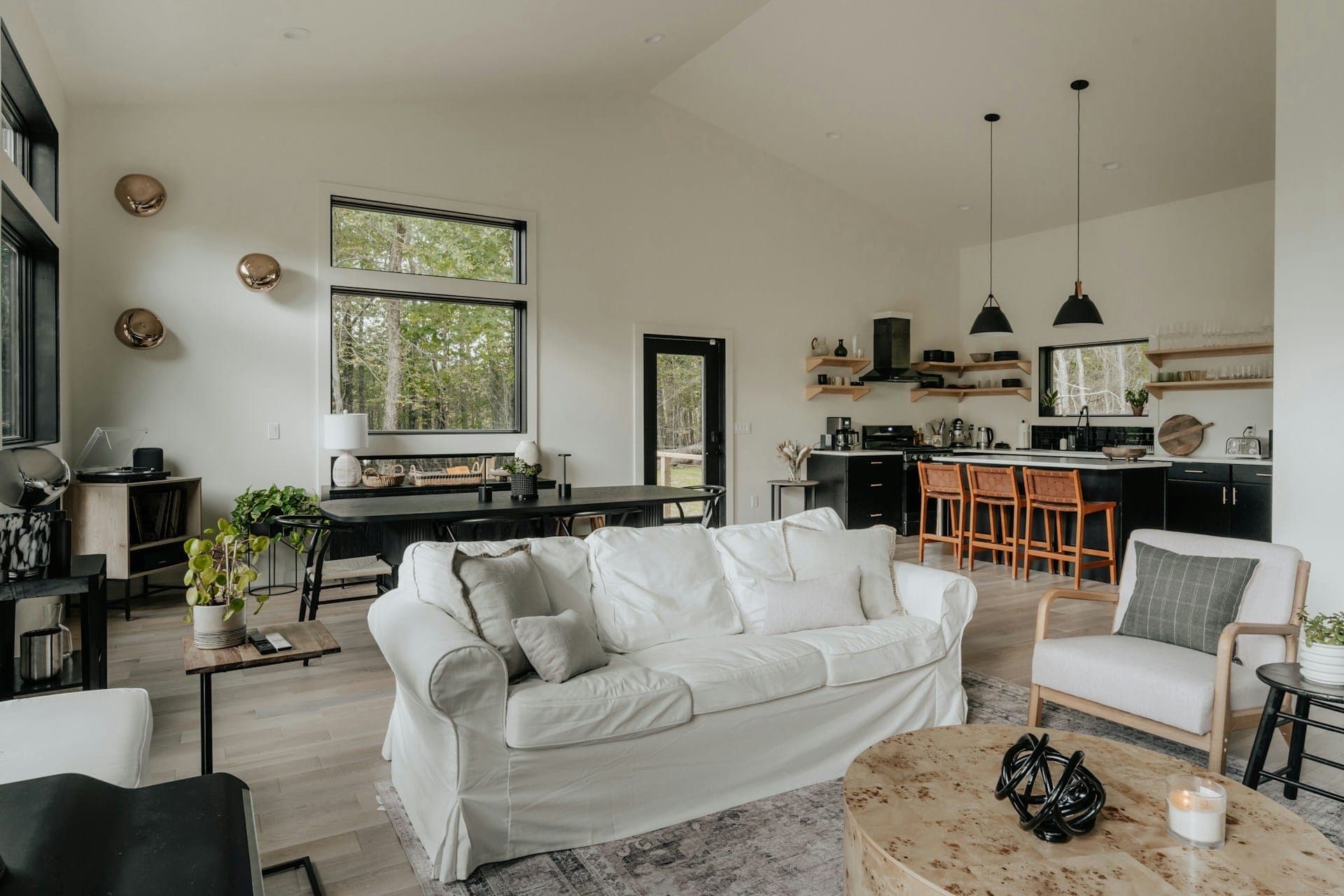 Listing 3 for property at 103 Cedar Lane, Austin, TX